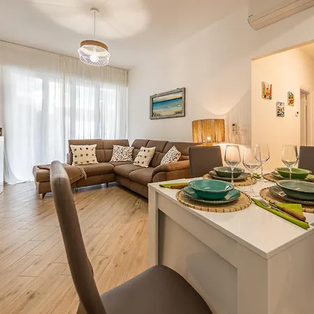 Apartment Casa Camelia *